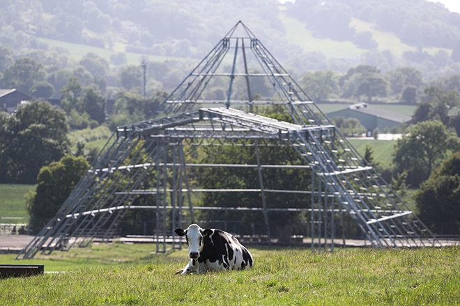 Glastonbury announces 2021 festival is cancelled