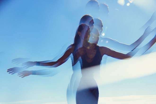 Jessica Skye announces album 'Fluō State 002' shares latest single 'Mindgames'