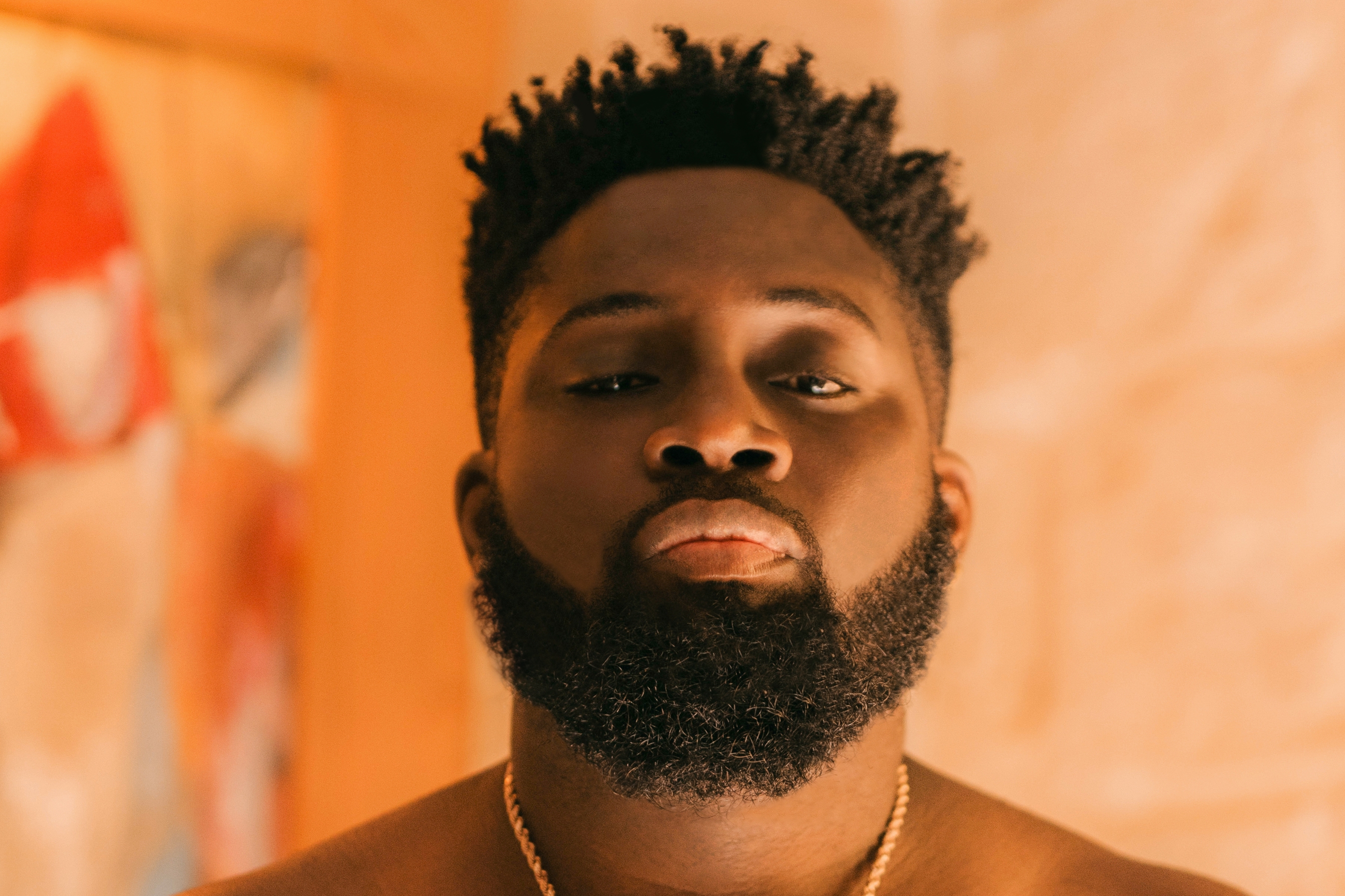 How Juls’ globally-inspired music expresses the warmth of joy and ...
