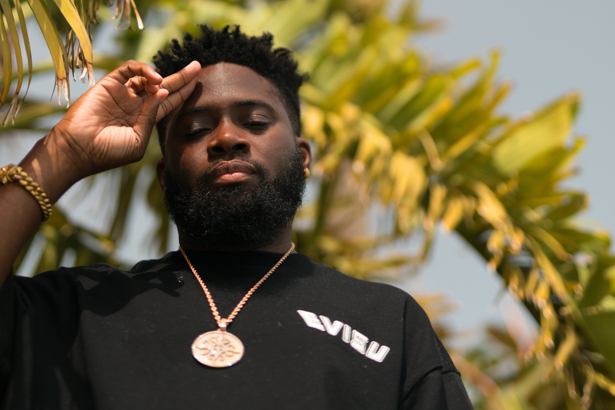 How Juls’ globally-inspired music expresses the warmth of joy and ...