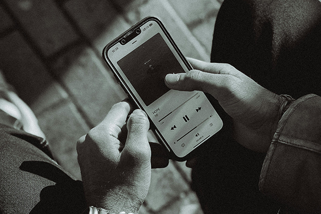 UK audiences spent over £2 billion on music streaming subscriptions in 2025