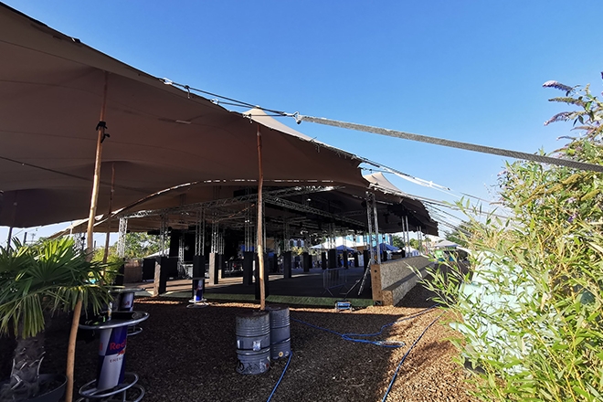 Paris club Dehors Brut shut down by police