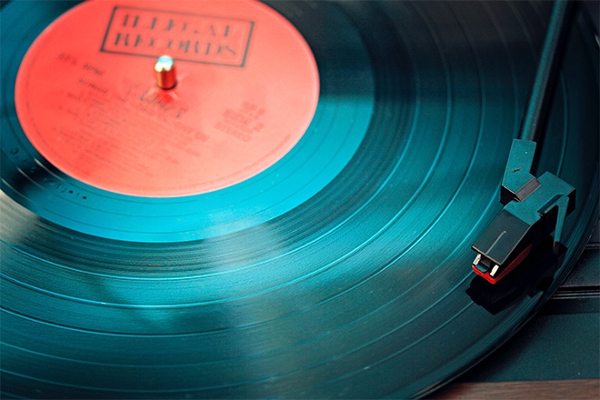 Consumption of new music has dropped in the US, according to new report