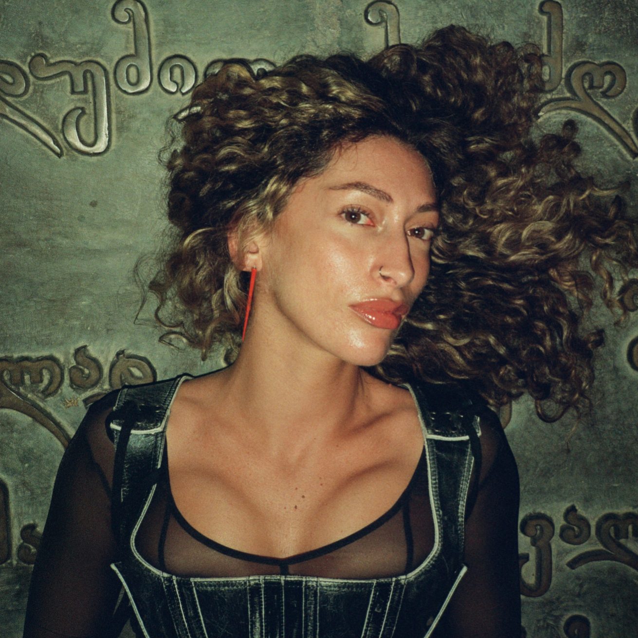 SALOME: The Confluence of Rhythm, Persona, and Fashion Forward