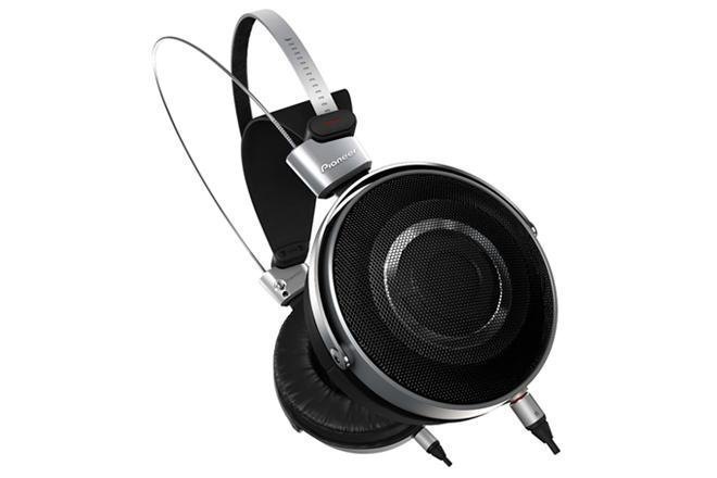 Pioneer SE-Master 1