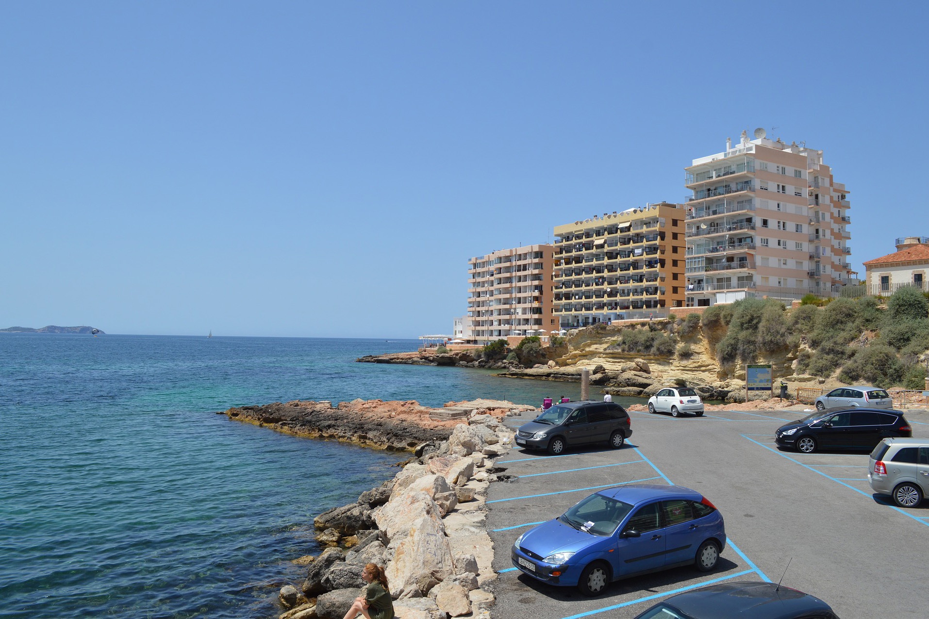 'Party detectives' to be sent out across Ibiza as COVID cases skyrocket