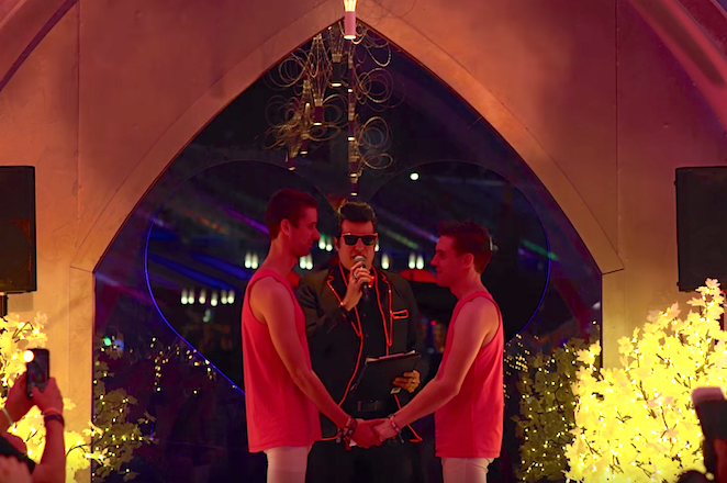 Smirnoff celebrates #LoveWins with an EDC Las Vegas wedding