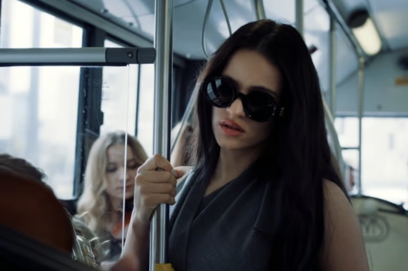 Rosalía łączy siły z Björk i Yves Tumor w nowym utworze „Berghain”