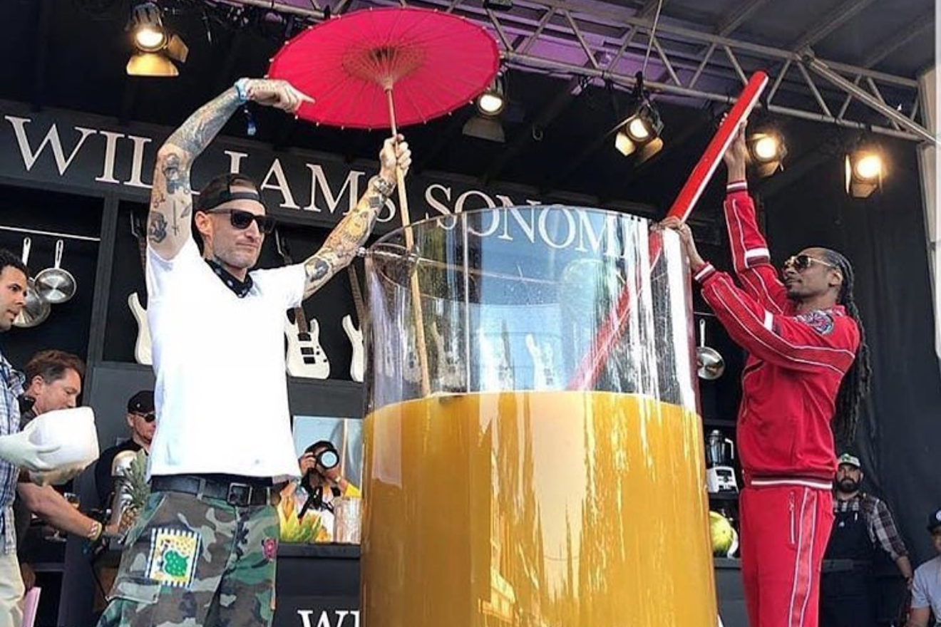 ​Snoop Dogg now holds the world record for the largest gin and juice