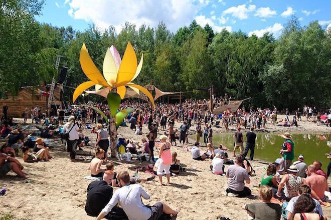 German festival shuts down after thousands of attendees set up camp