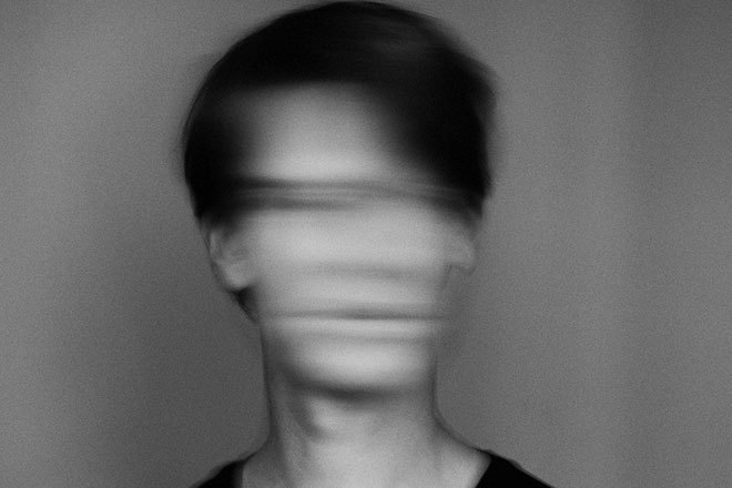 Premiere: Cleveland paints a twinkling landscape for Abstraxion