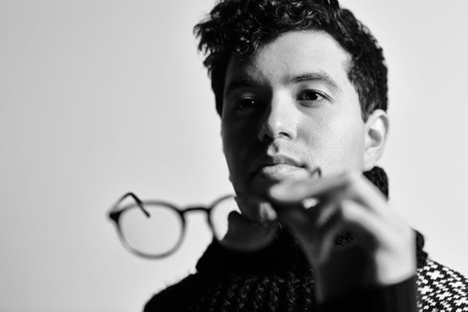 Alvin Risk shares his latest on 'Holograms'
