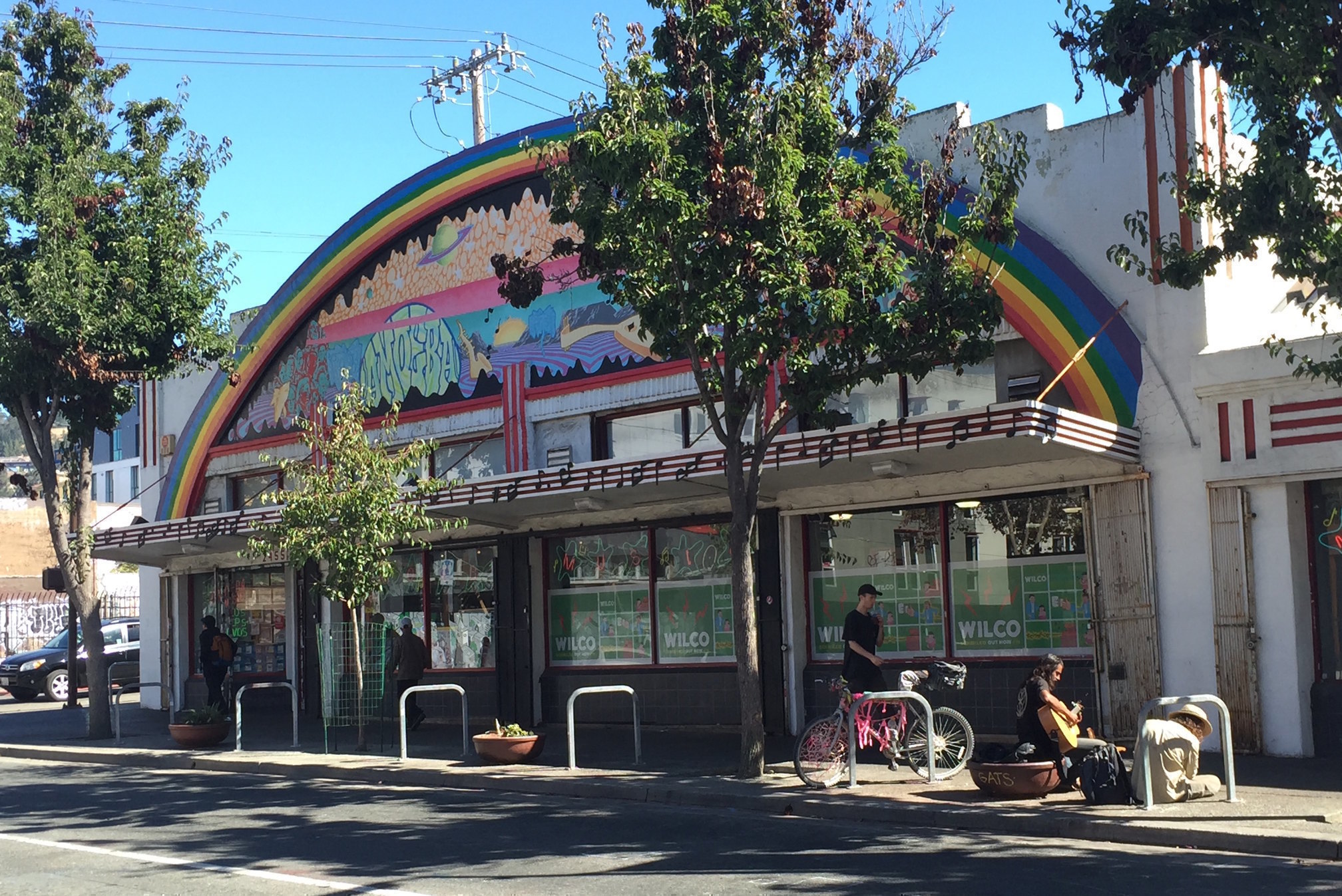 Amoeba Records officially opens marijuana dispensary to boost business