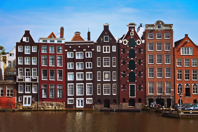 An Amsterdam house had so much MDMA discovered inside it's been locked down