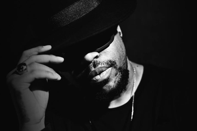 Aphrohead (Carl Craig remix)
