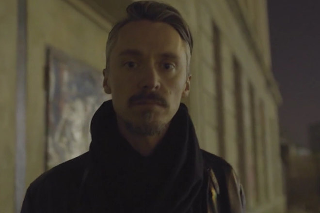 Attempt to get into Berghain through this virtual reality simulator
