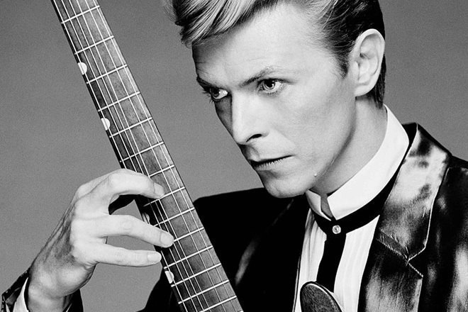 Glastonbury to pay tribute to David Bowie