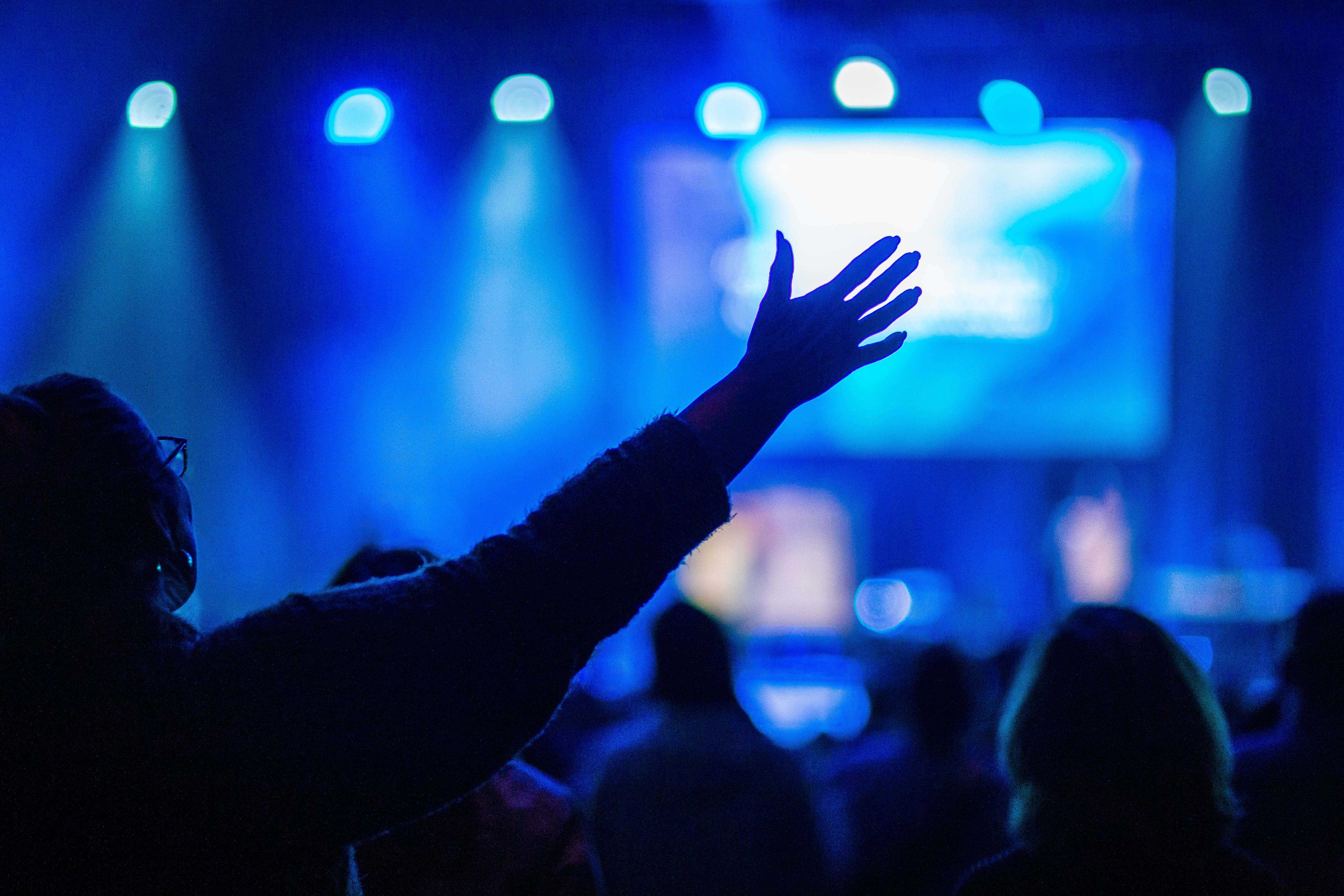 Nightclubs in Northern Ireland to close at 6:AM on Boxing Day