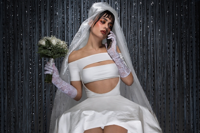 COUCOU CHLOE announces four-track EP, ‘ONE’