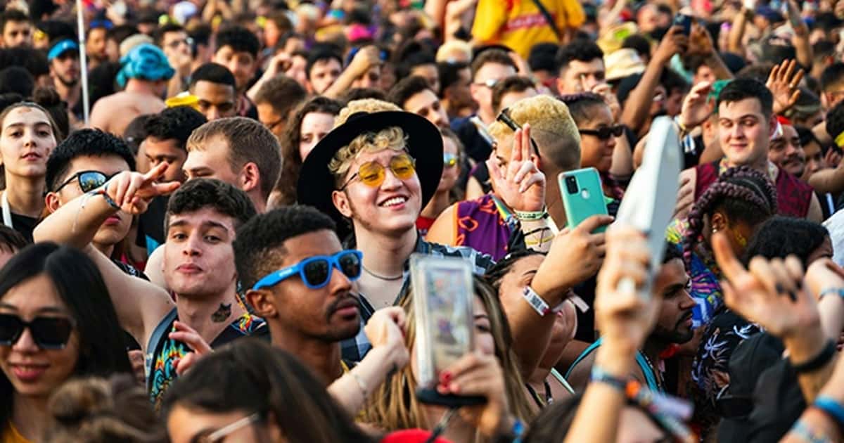 Interest in daytime clubbing spikes with "800% increase" in online ...