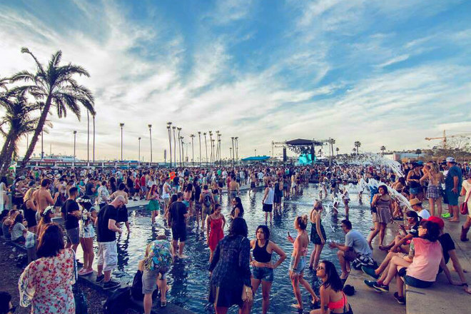 Producers: Win a pair of tickets to CRSSD Fest San Diego, SubPac, V-Modas and a Point Blank course
