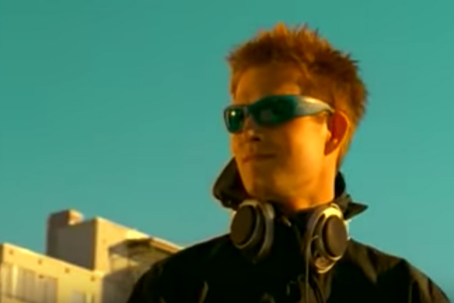 A sandstorm warning alarm using Darude's 'Sandstorm' is in the works