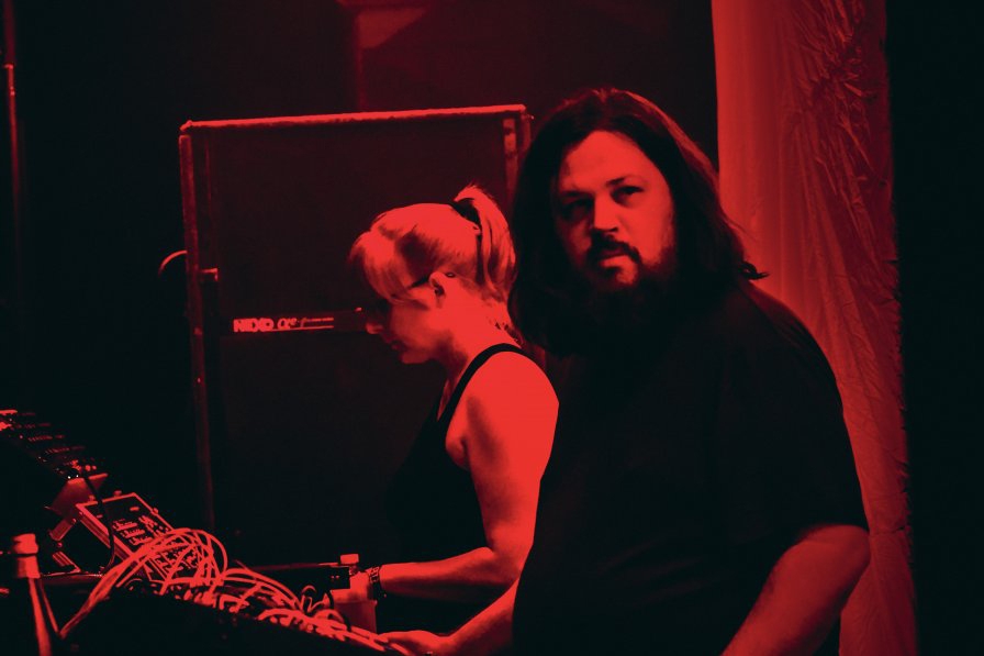 Detroit duo Ectomorph announce debut album, ‘Stalker’