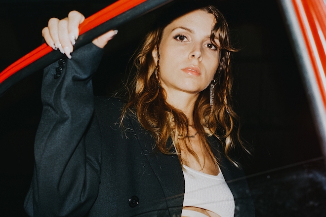 Elise Massoni embraces '10FT CHAOS' on forthcoming EP