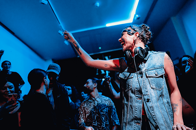 Emerald in The Lab LDN