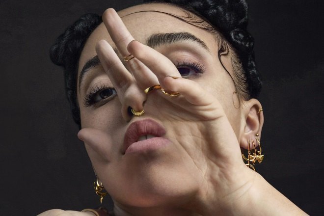 FKA twigs reveals brand new 'M3LL155X' EP