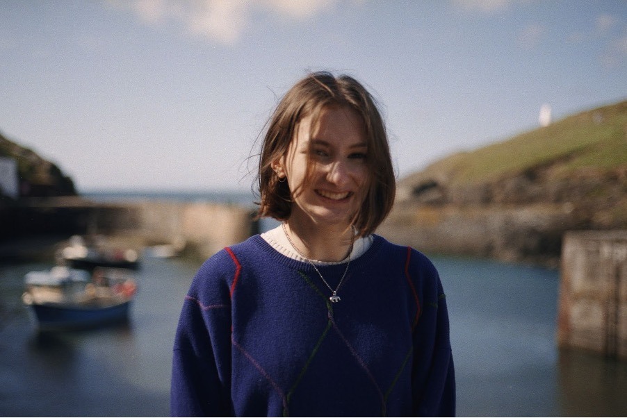 gglum is 'glad ur gone' on latest single