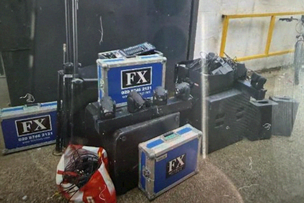 Police shut down 100-strong illegal rave in abandoned East London Argos