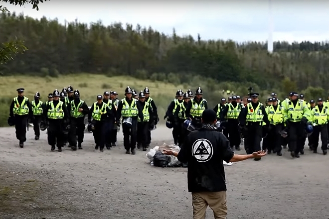 Police set up roadblocks to stop weekend-long rave in Herefordshire