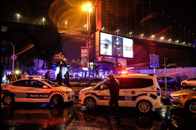 35 killed in attack on Istanbul nightclub during an NYE party