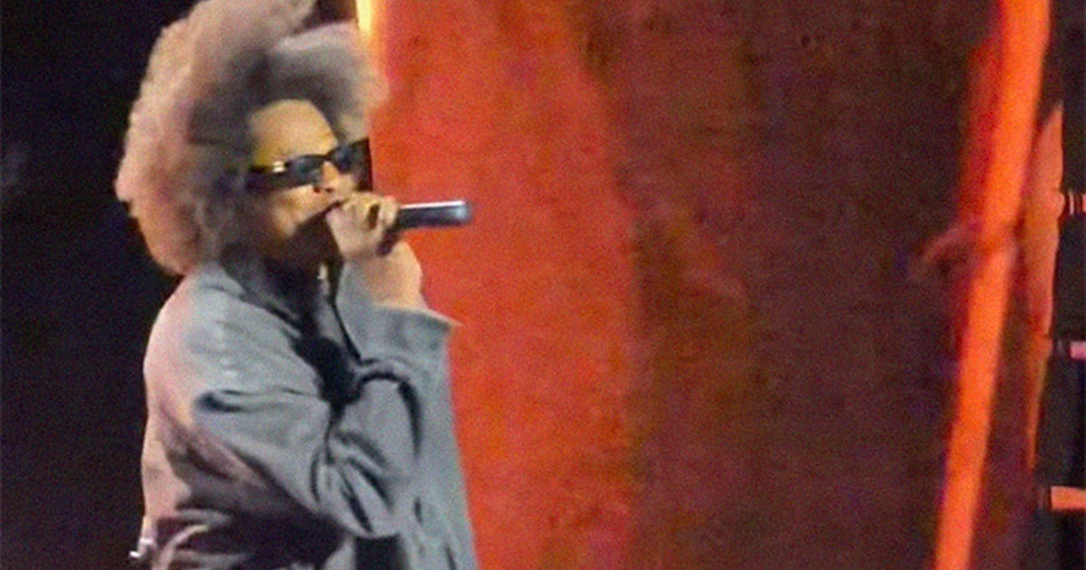 Jay-Z calls out Drake, Kanye and Nicki Minaj during first headline show in five years