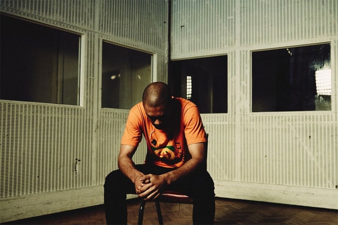 Kano highlights police brutality in performance of his single 'Teardrops'