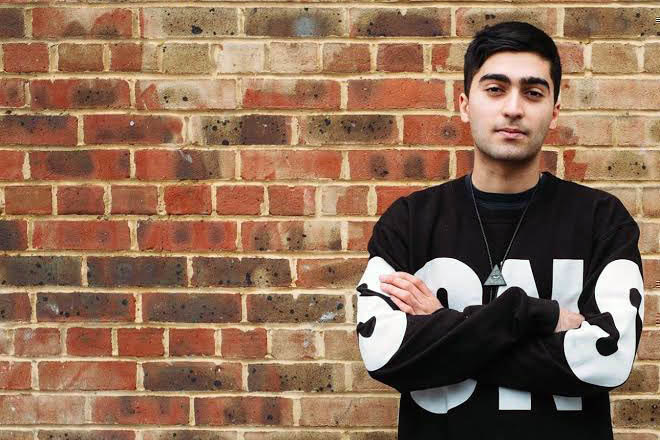 Comm•une welcome Kasra V to Dance Tunnel this month