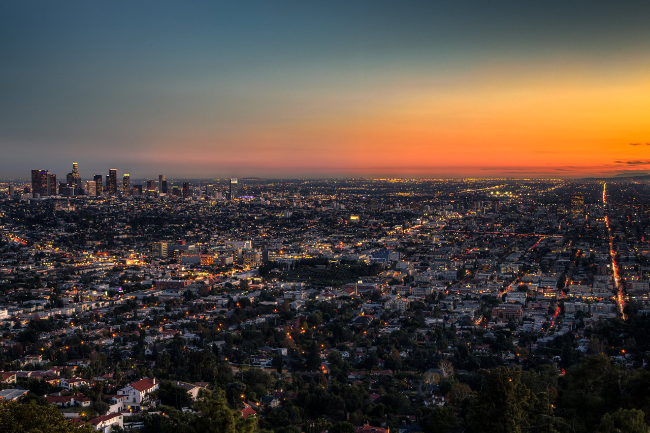 Proof of full vaccination required for clubs and large events in Los Angeles