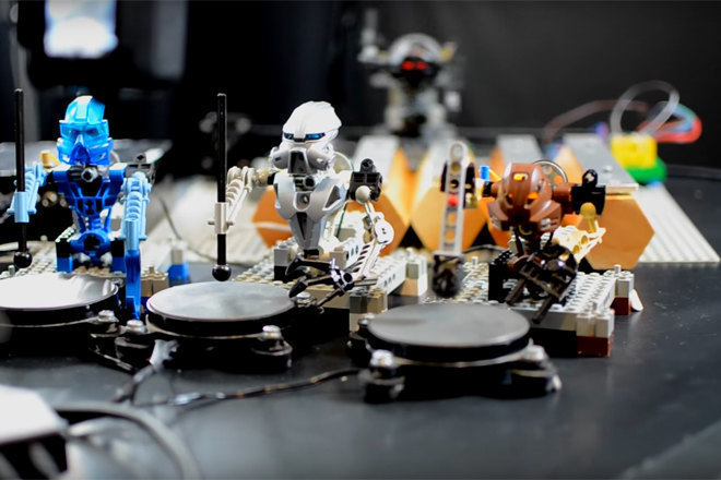 A LEGO band has covered Kraftwerk's track 'The Robots'