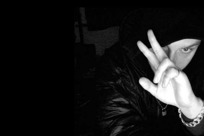 Lexxi steps out as '5TARB01' on his debut EP