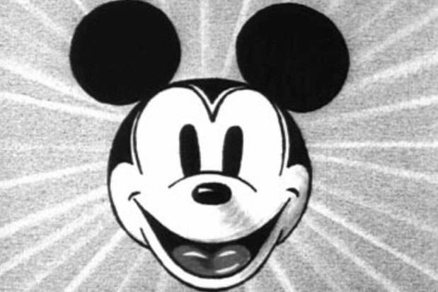 Disney reportedly investigates Deadmau5's attempt to trademark mouse head