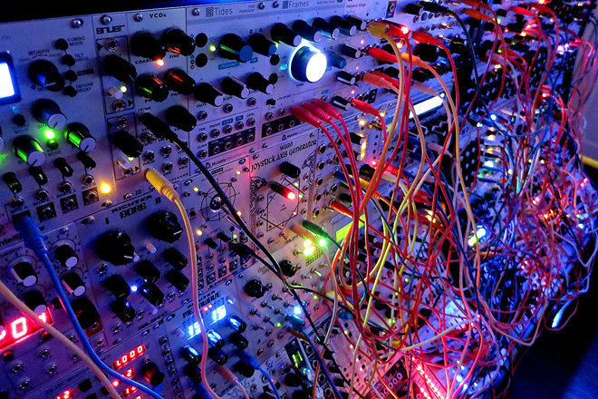 Stream modular synth documentary I Dream Of Wires