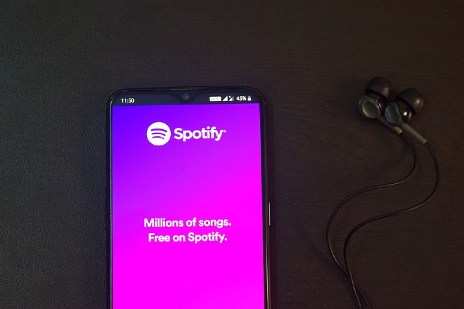 ​MPs call for musicians to earn 50% of their share in royalties with a “complete reset” on music streaming