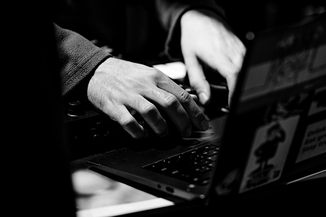 Man charged with fraud over “fake” $3 billion investment into Napster 