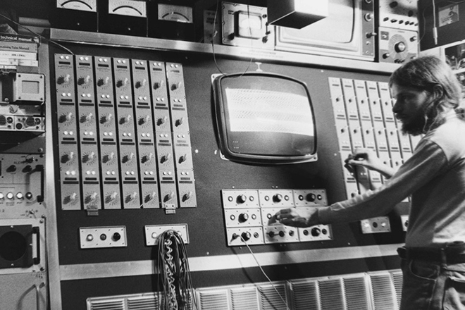 A UFO hunter spent 30 years trying to contact aliens by playing Kraftwerk into space