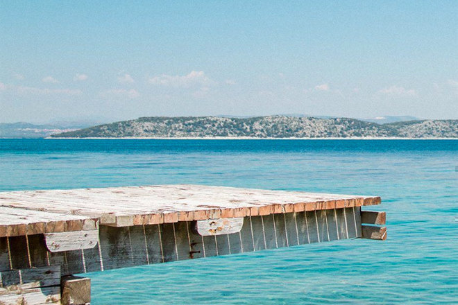 Opening of Croatian party island Obonjan delayed due to power and water failure