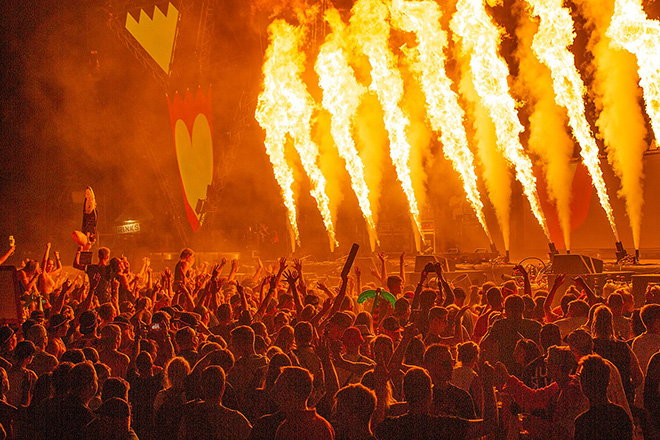 Suspected mass overdose at Sydney music festival leaves one dead