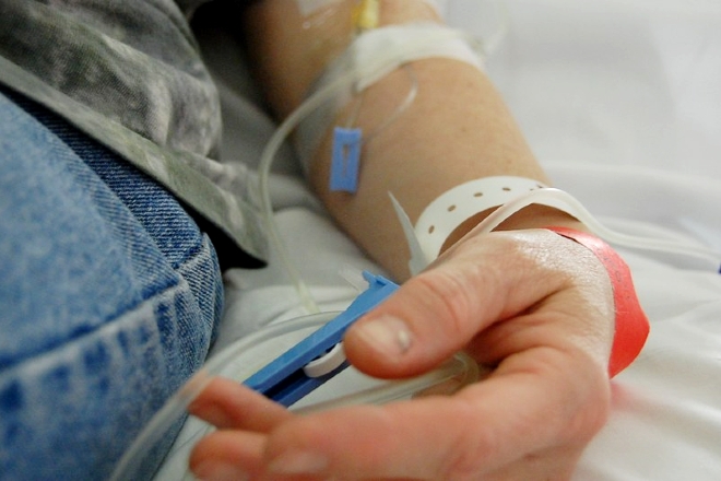 ​Paralysed man says first words in months with brain implant: “I want a beer”