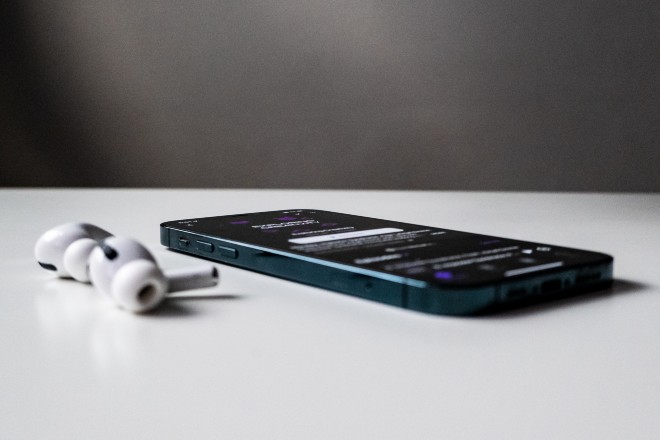 Warner Music strikes licensing deal with AI start-up Udio following infringement settlement