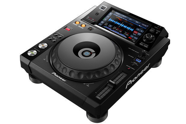 Pioneer ditch CD function on new XDJ-1000 deck